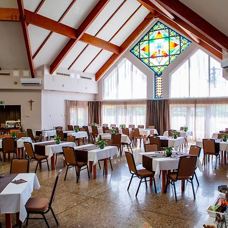 Orchidea Hotel Lipót 외부 사진