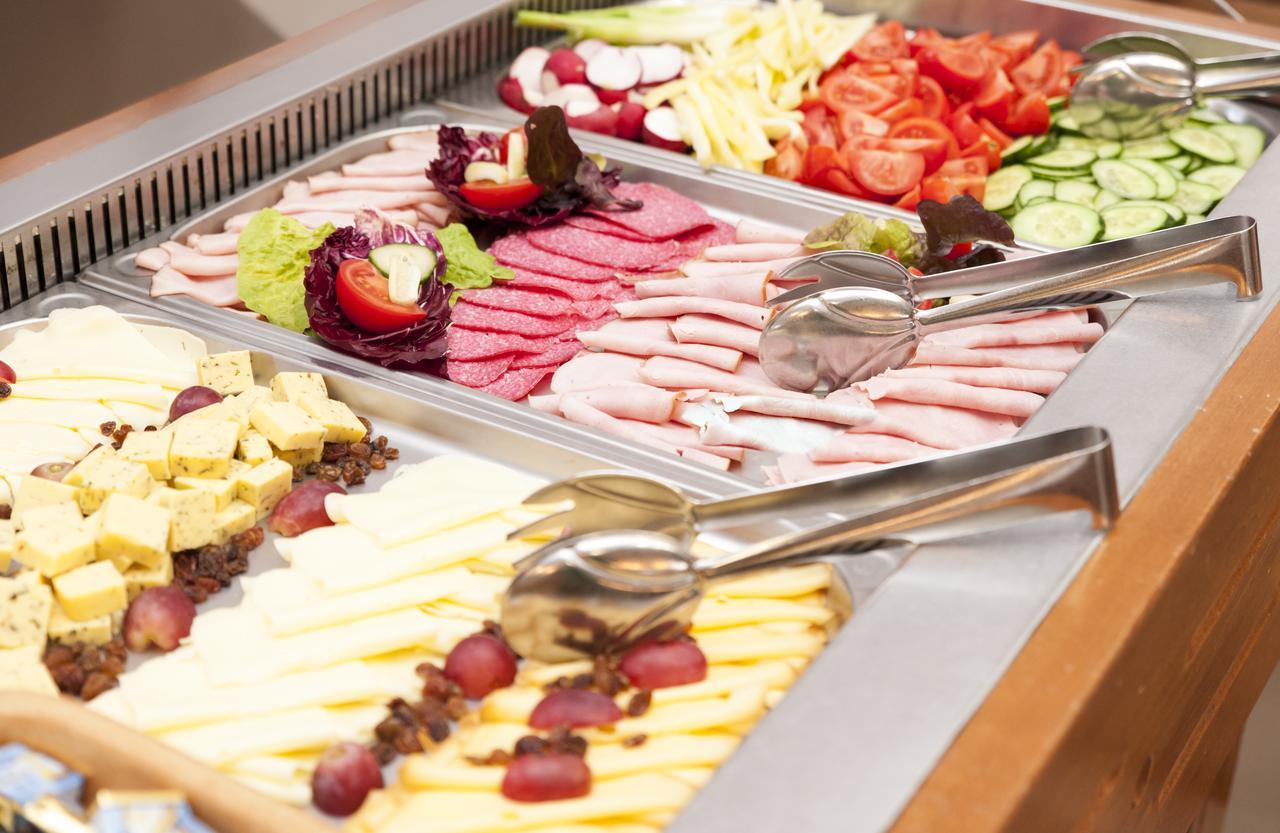 Orchidea Hotel Lipót 외부 사진