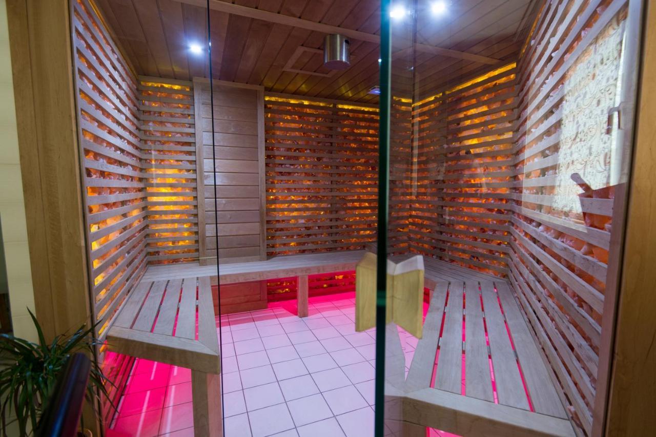 Orchidea Hotel Lipót 외부 사진